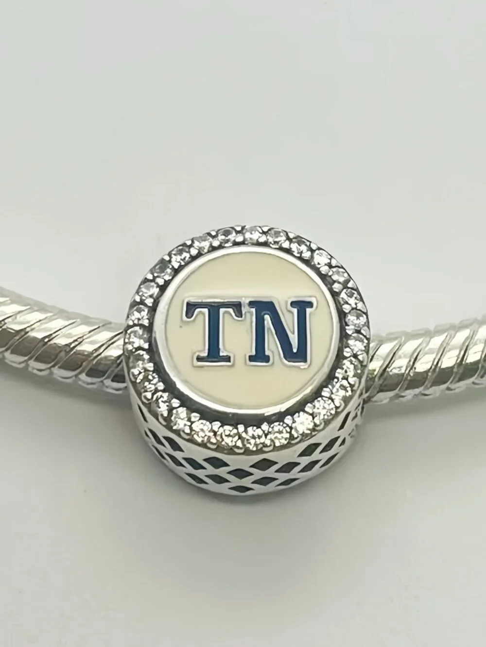 Pandora BORO TN Tennessee Exclusive Dangle Charm - Picture 1 of 3